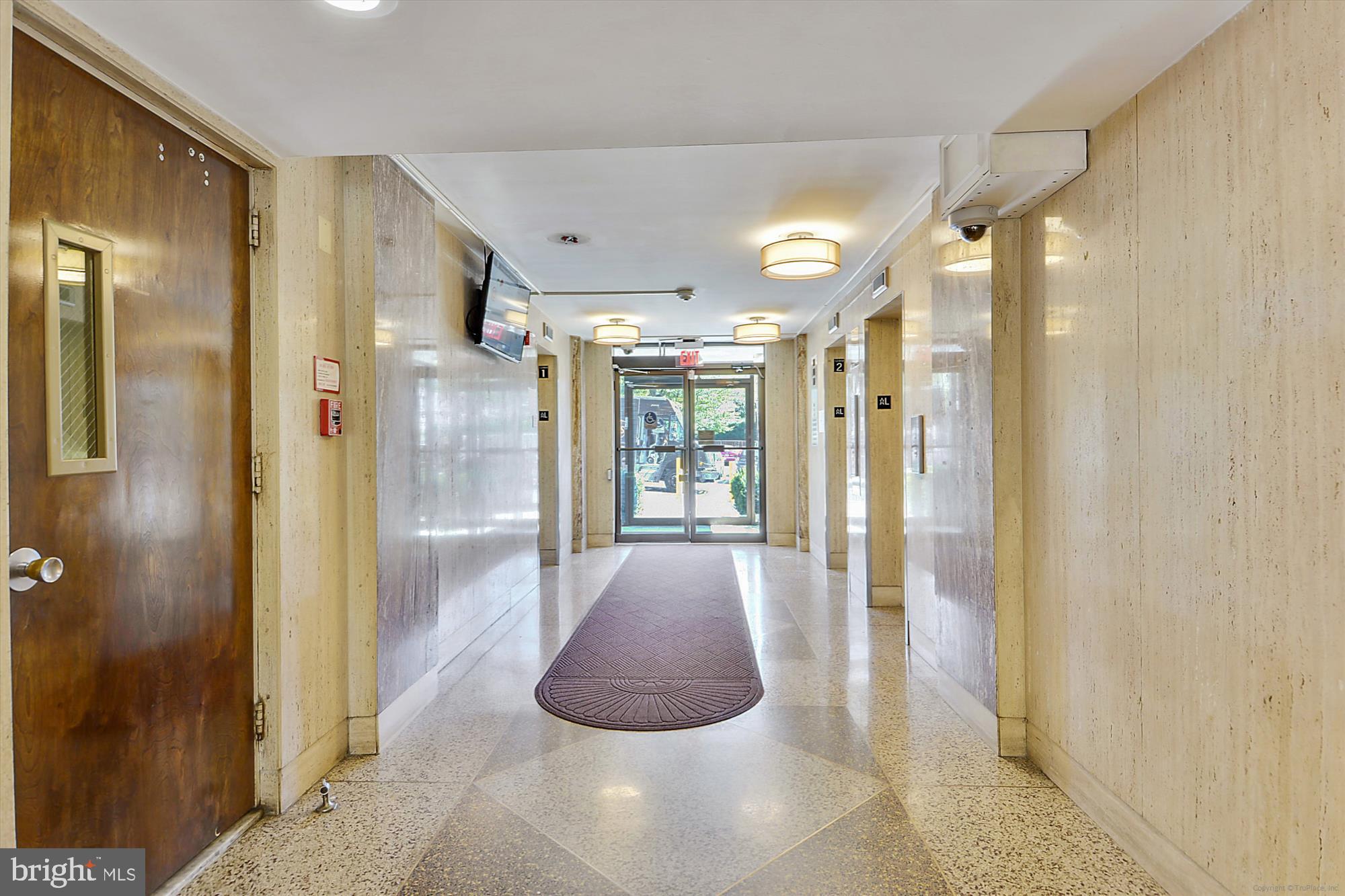 UNIVERSITY TOWERS CODM - Residential Lease