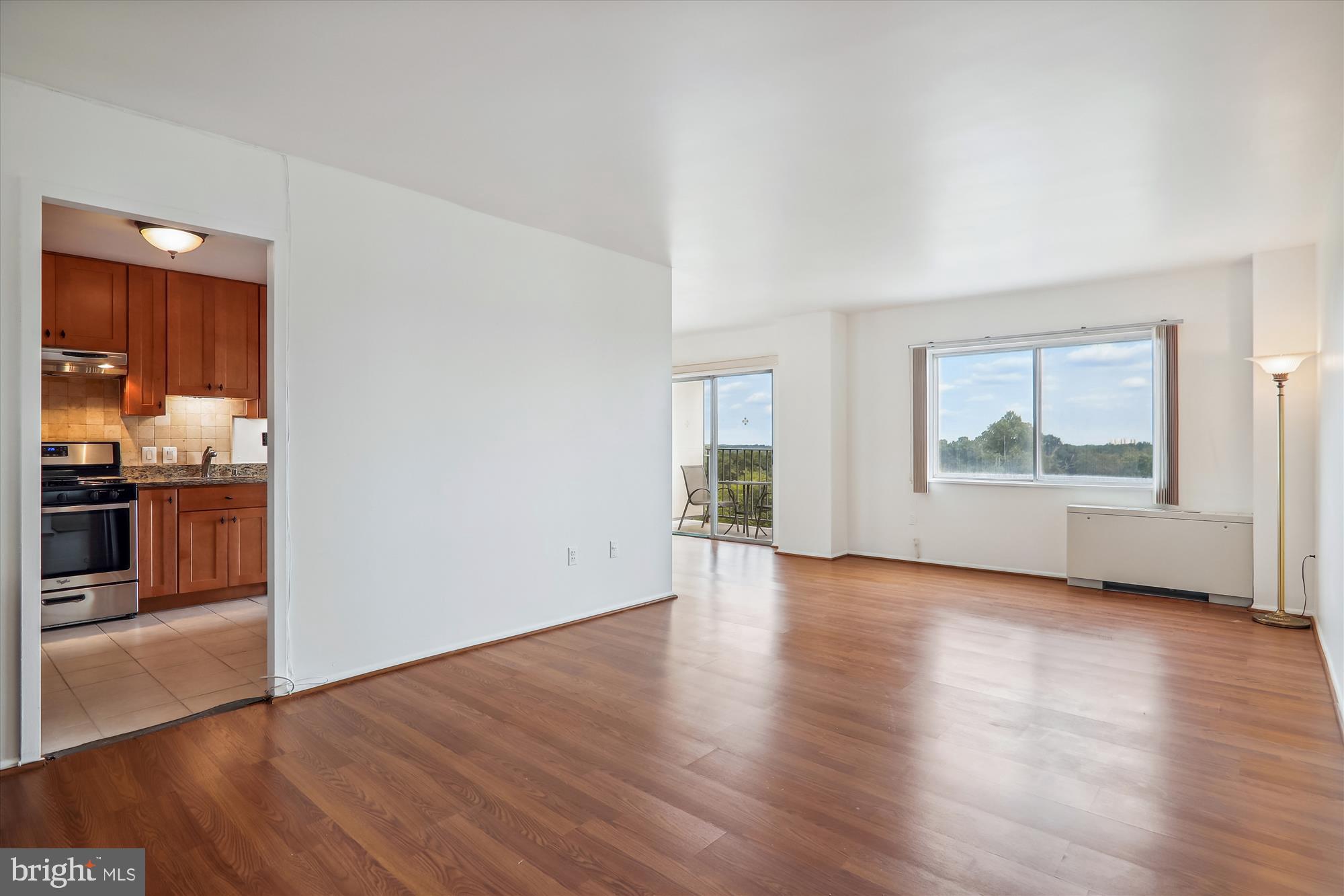 UNIVERSITY TOWERS CODM - Residential Lease