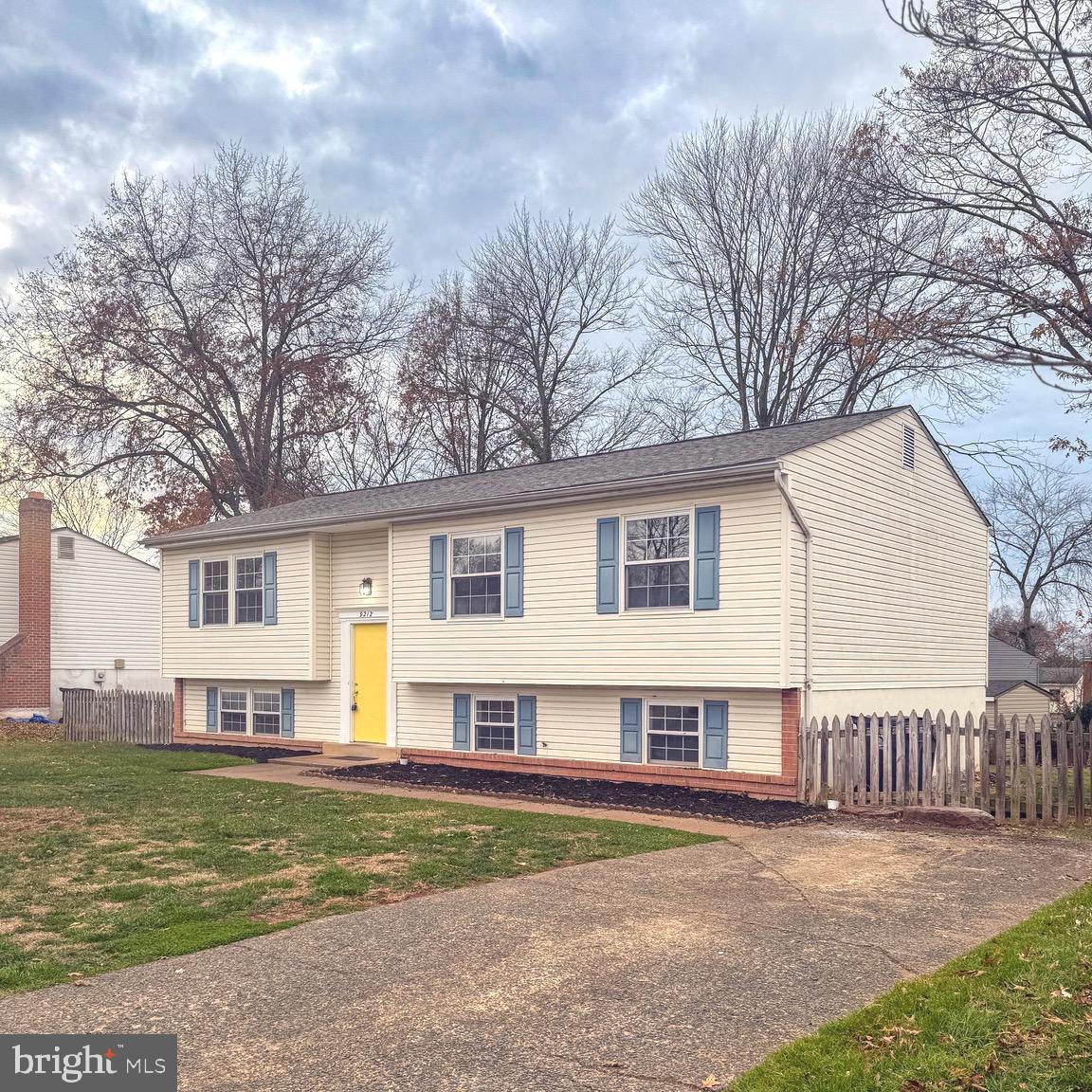 POINT OF WOODS - Residential