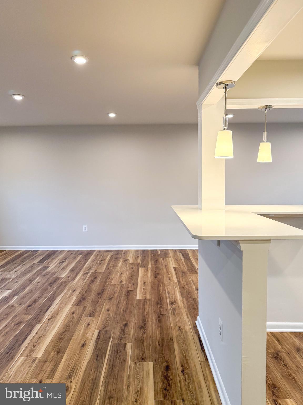 POINT OF WOODS - Residential