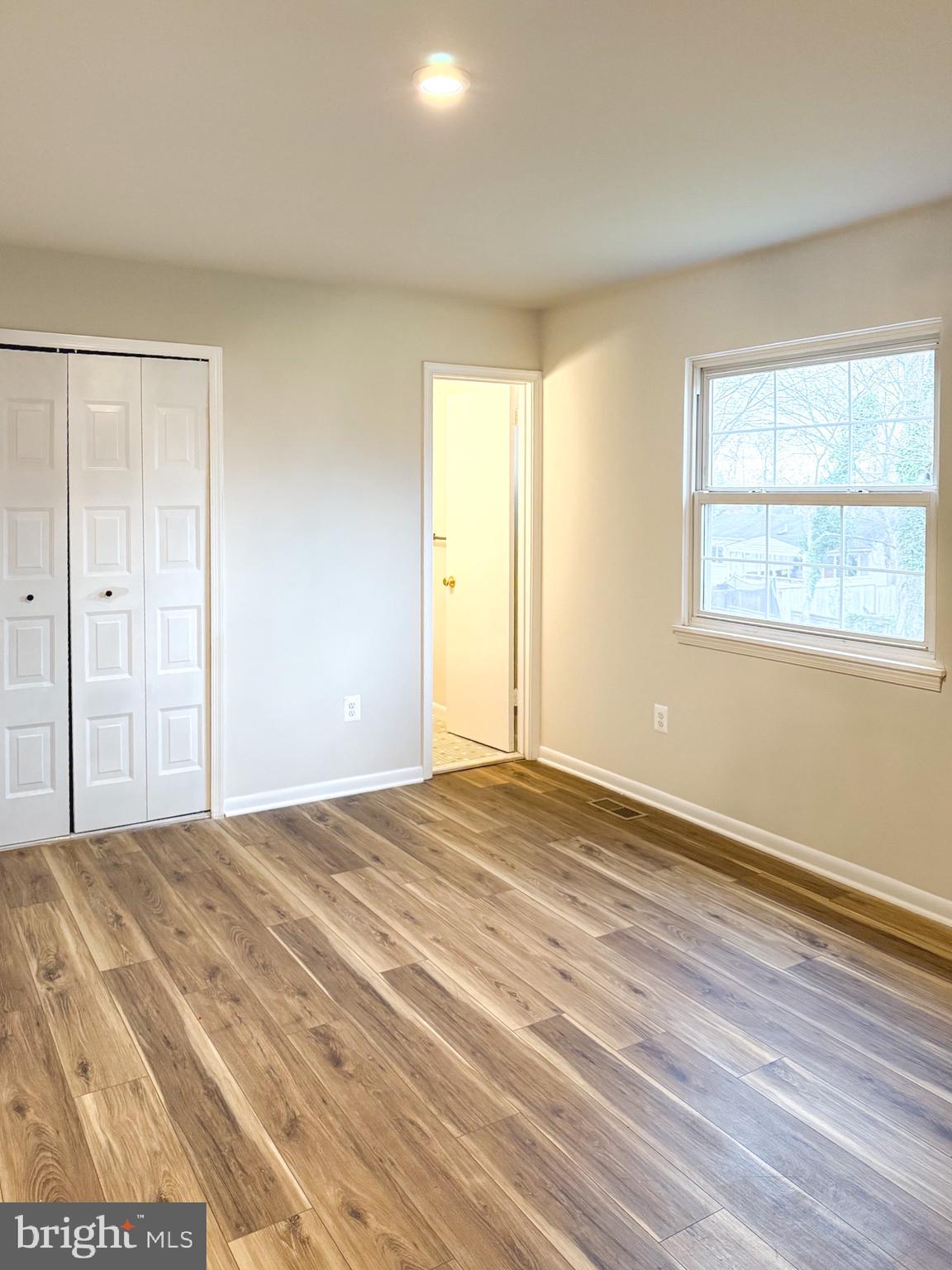 POINT OF WOODS - Residential