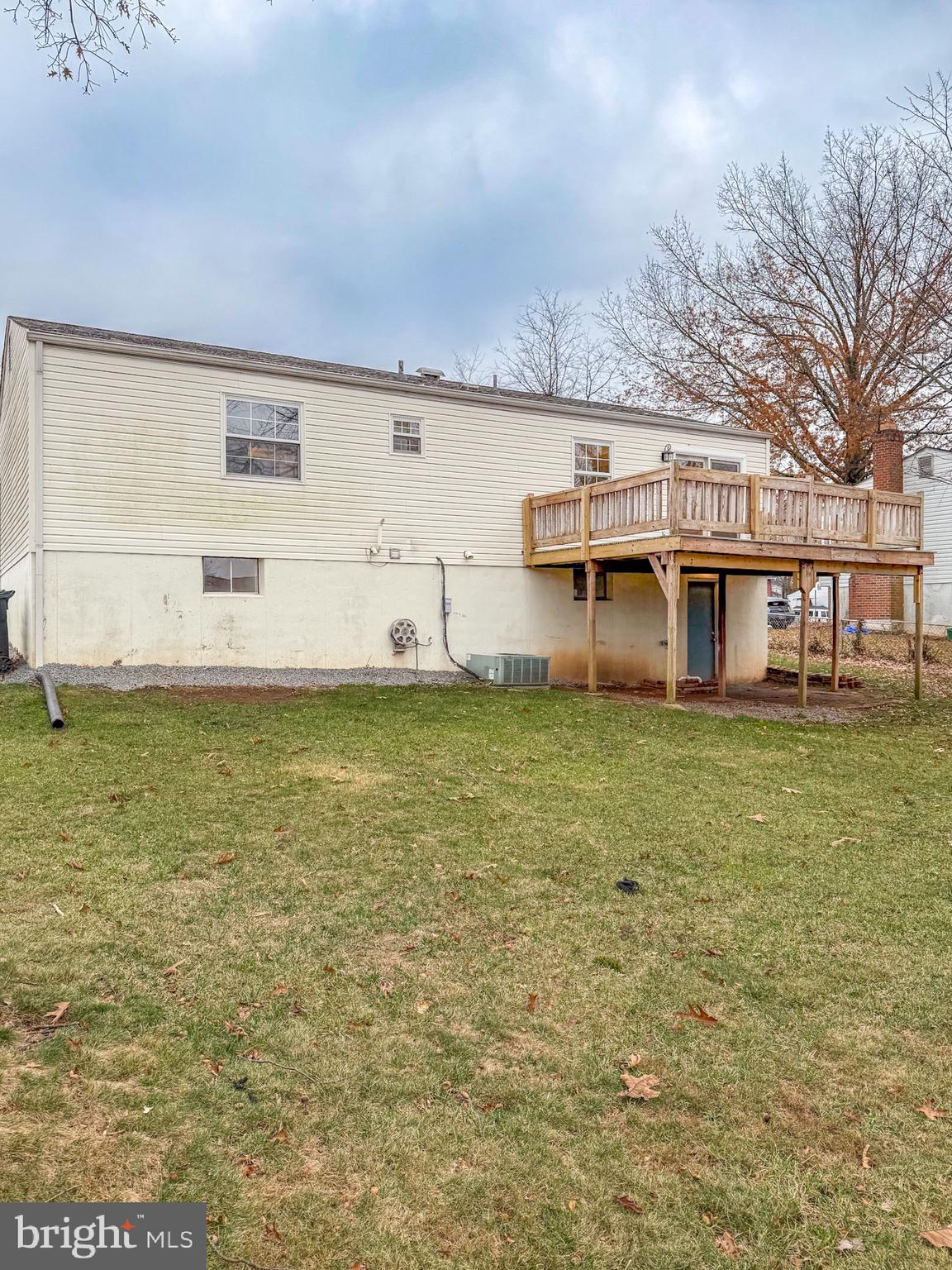 POINT OF WOODS - Residential