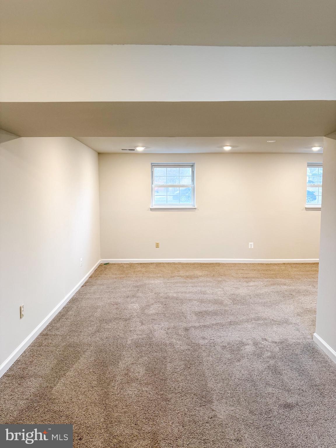 POINT OF WOODS - Residential