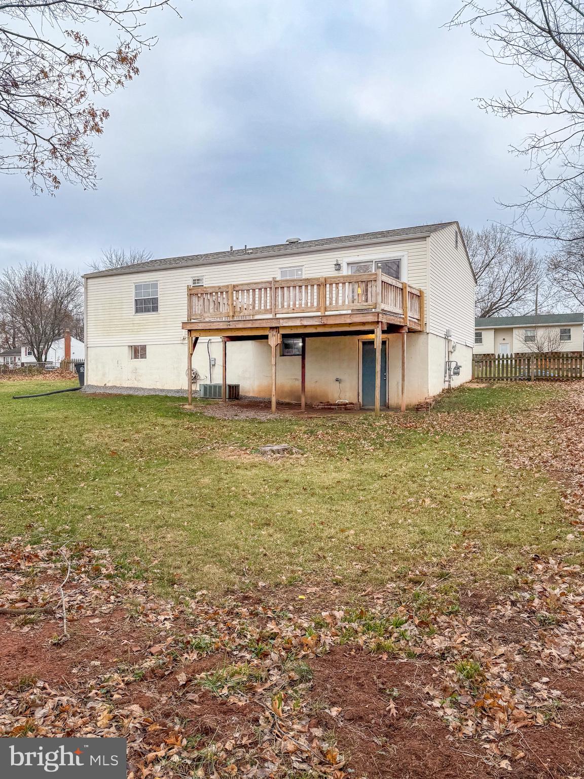 POINT OF WOODS - Residential