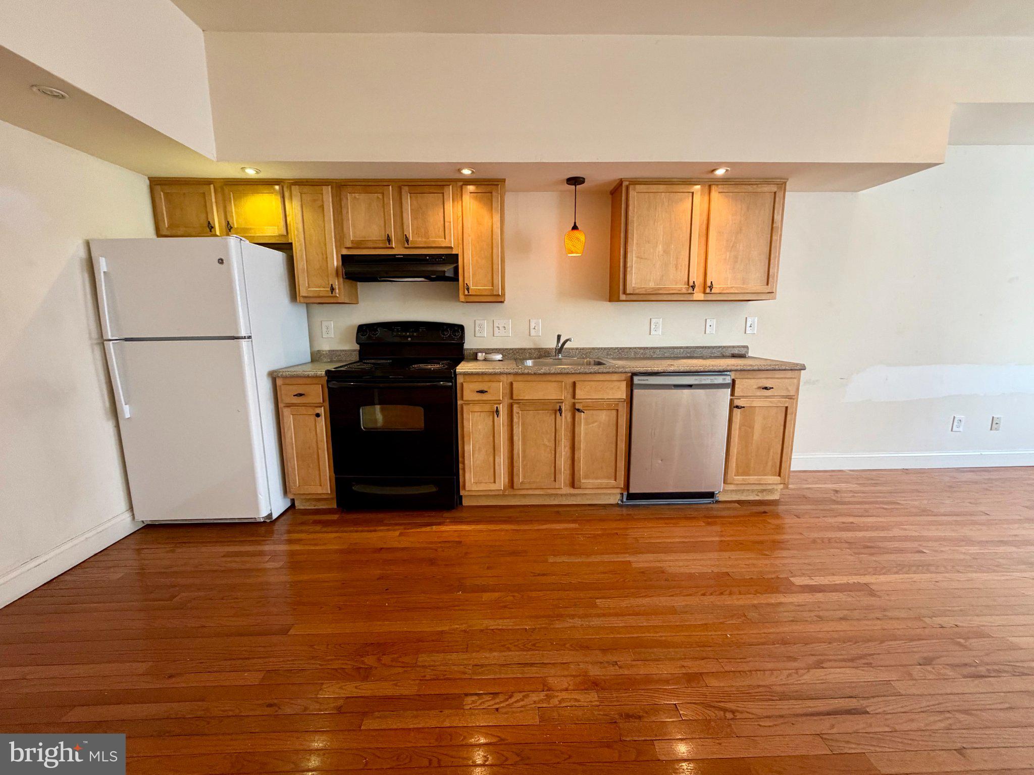 2025 N 18TH STREET 2