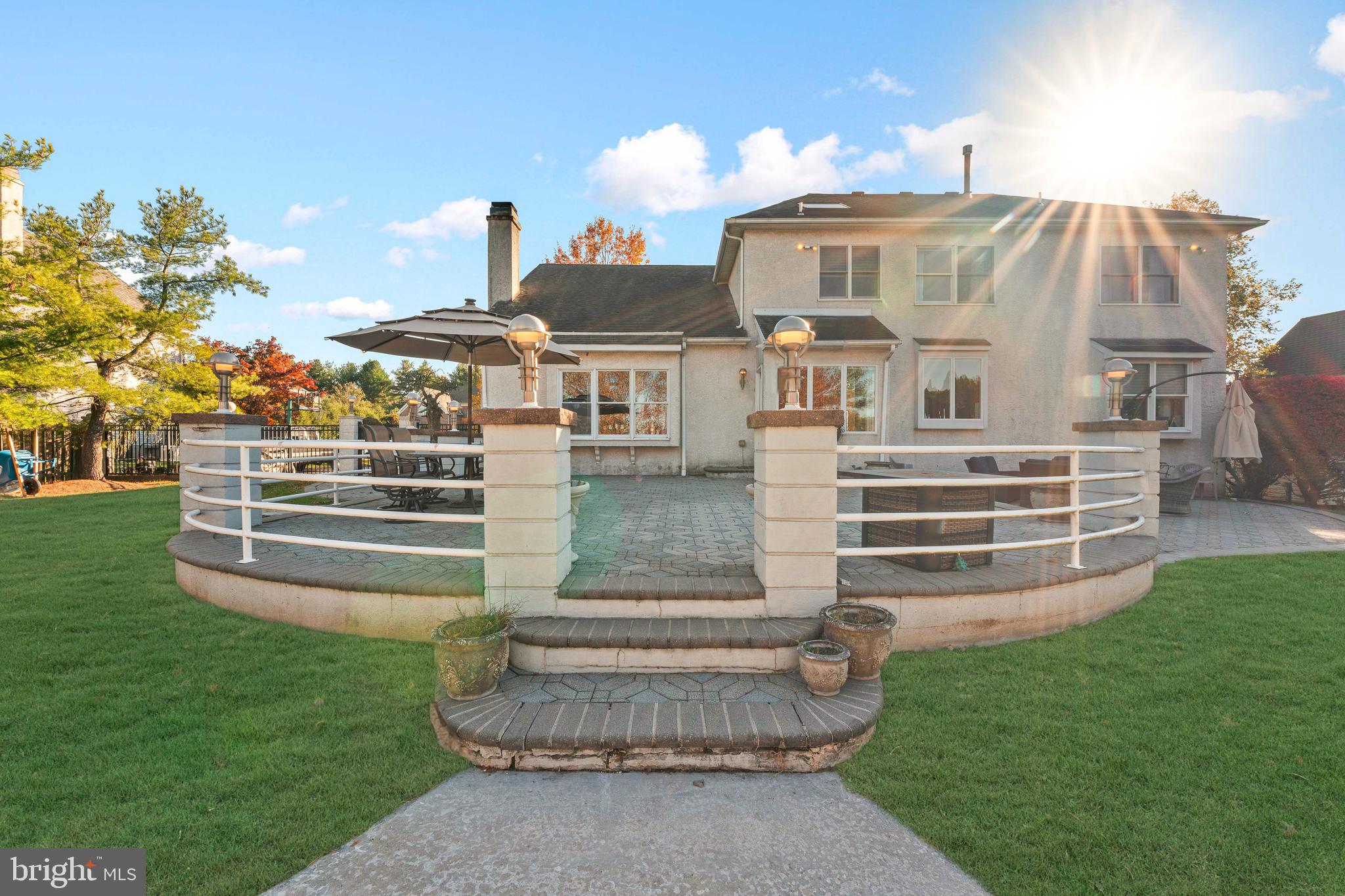 NORTHAMPTON CHASE - Residential