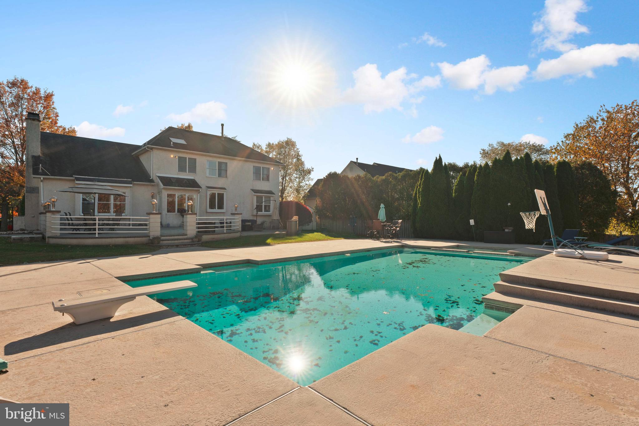 NORTHAMPTON CHASE - Residential