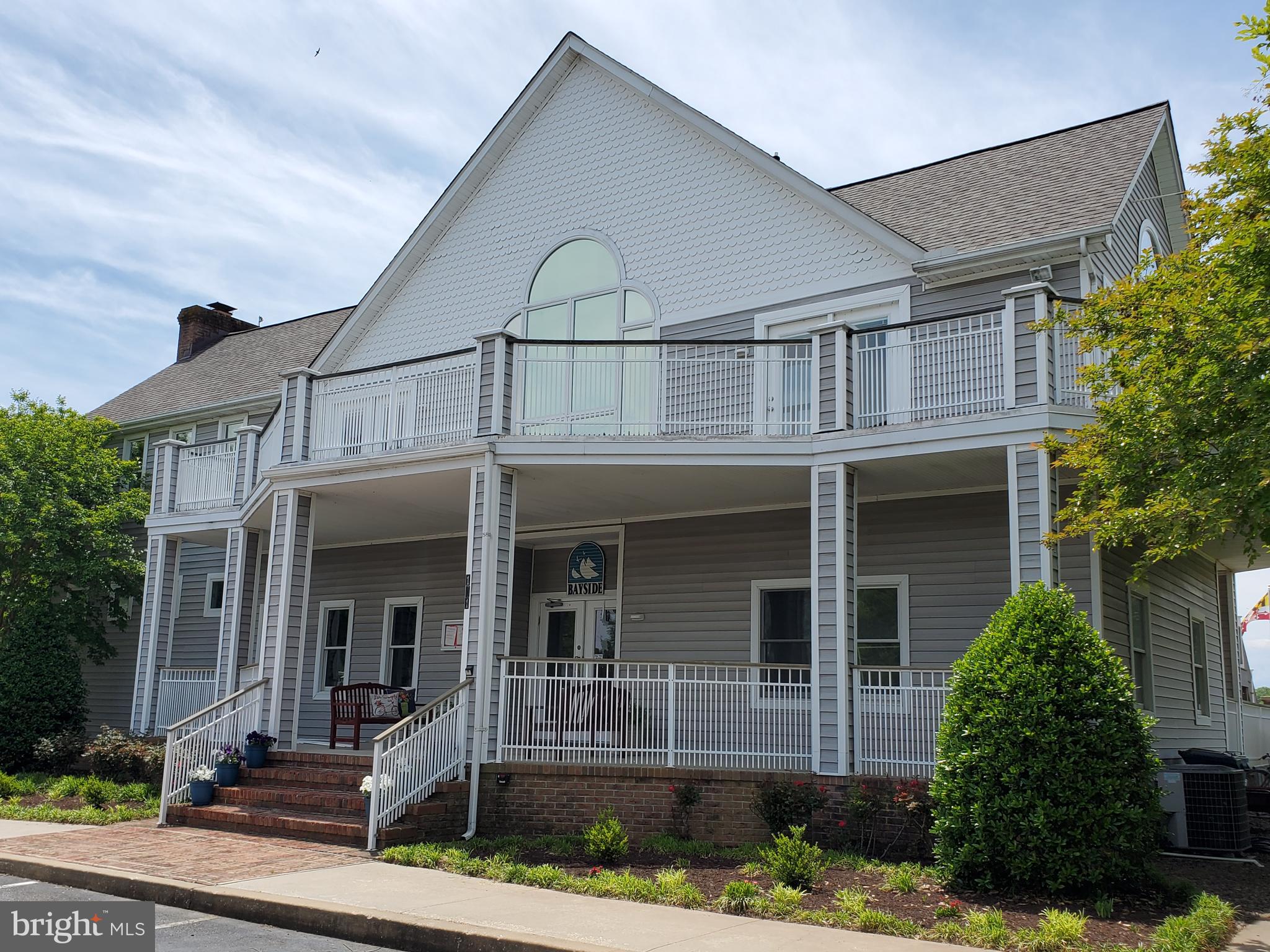 BAYSIDE - Residential