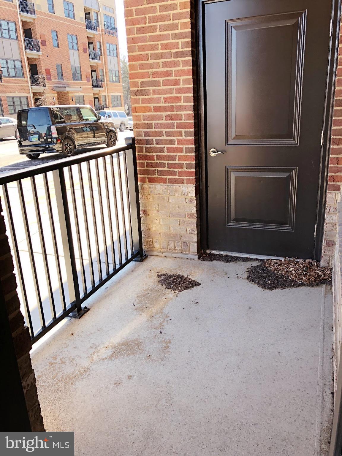 FLATS AT METROWEST - Residential Lease