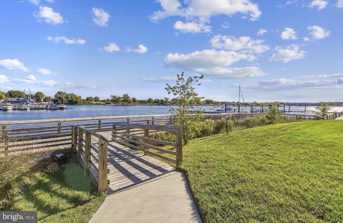 SHELTERED HARBOR - Residential