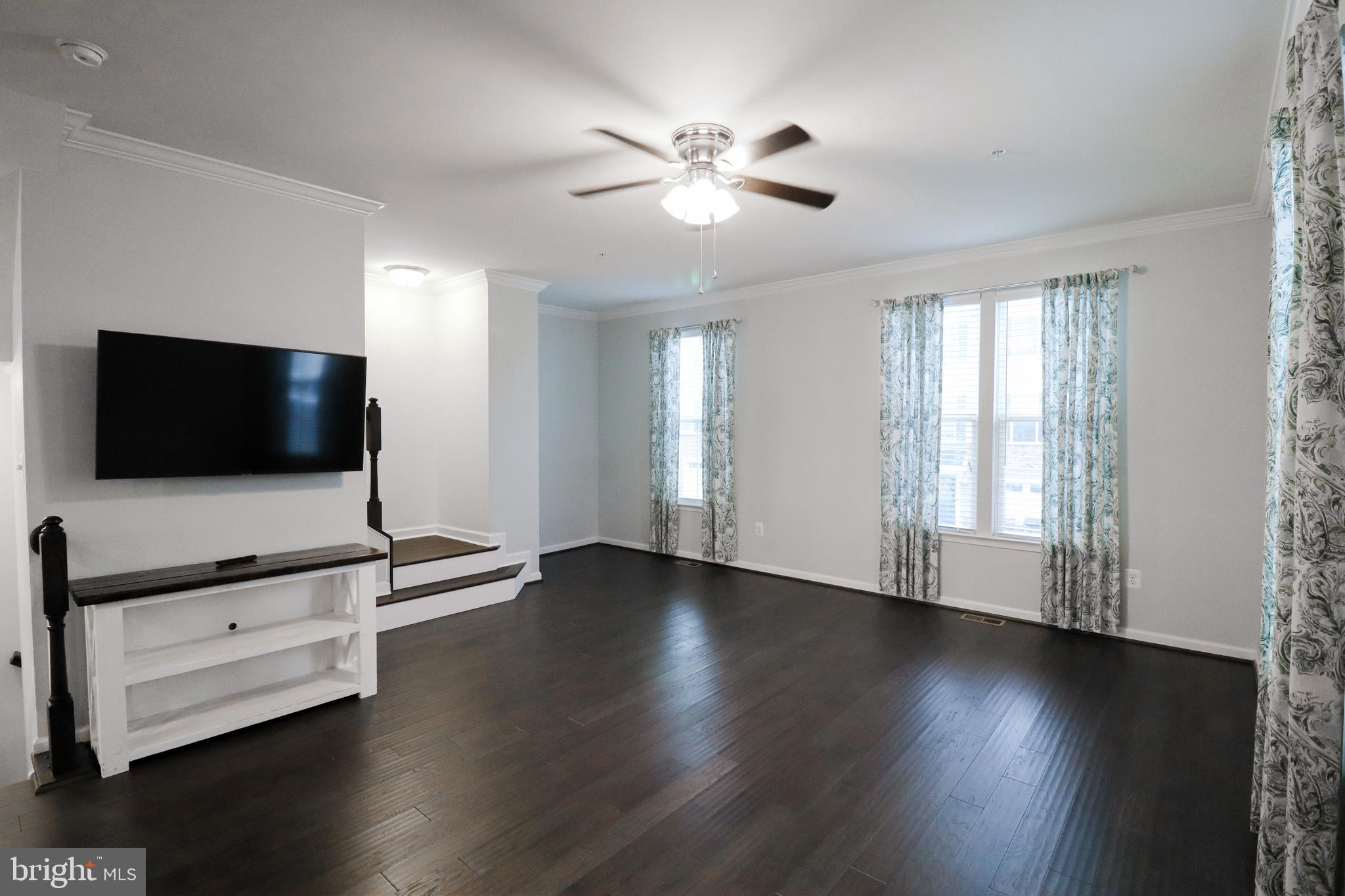 SHELTERED HARBOR - Residential