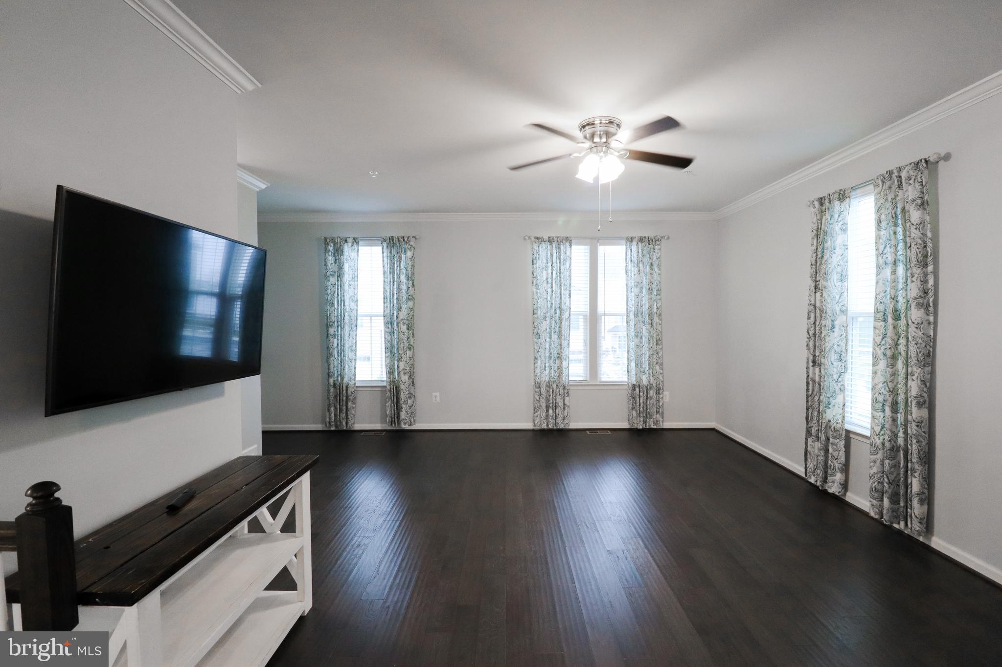 SHELTERED HARBOR - Residential