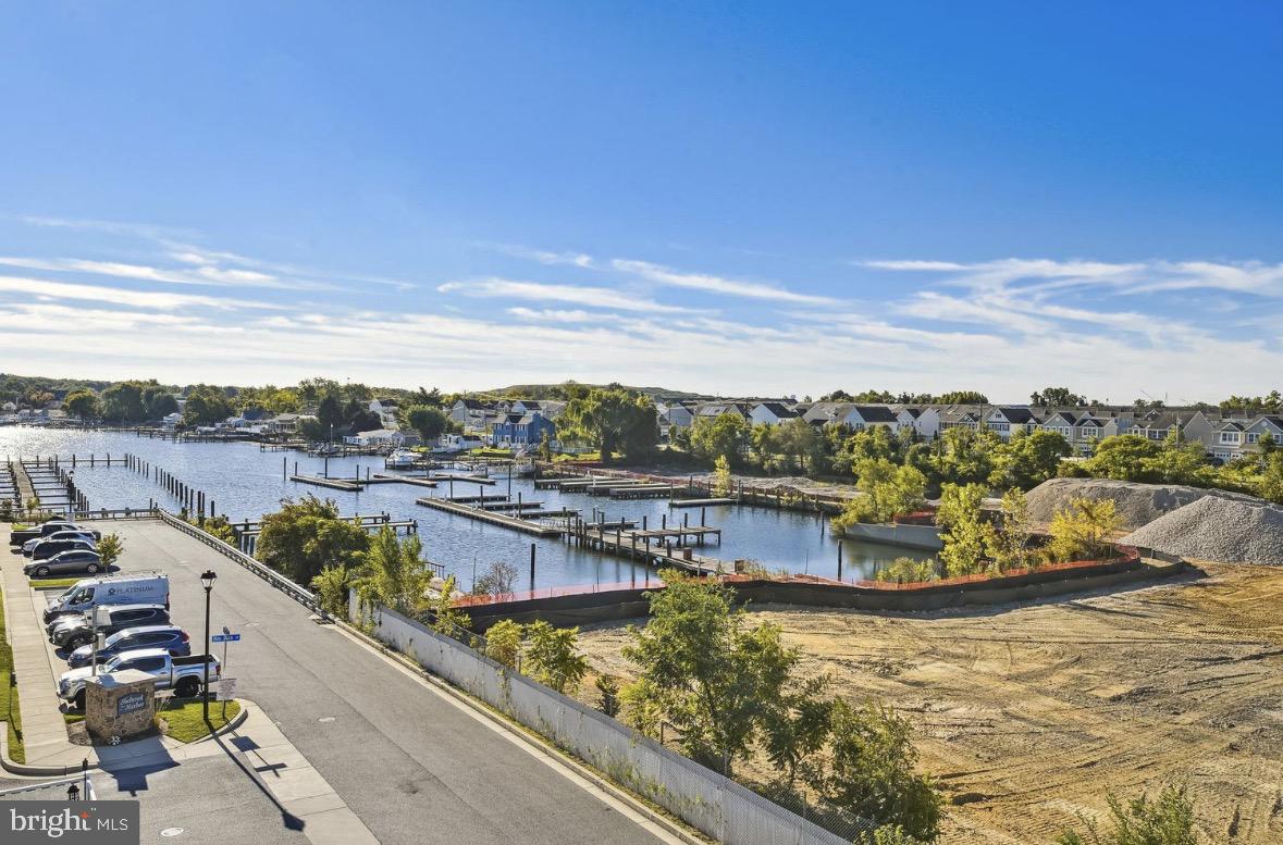 SHELTERED HARBOR - Residential