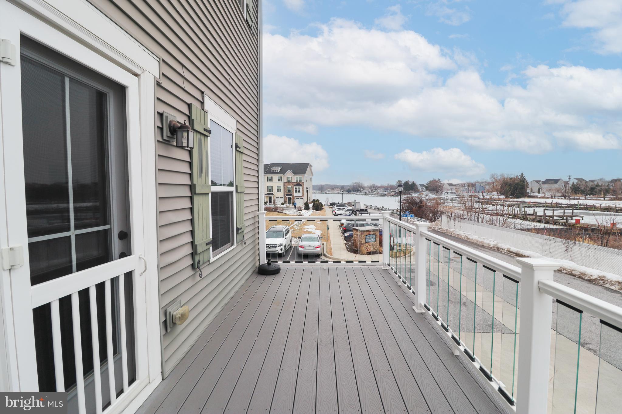 SHELTERED HARBOR - Residential