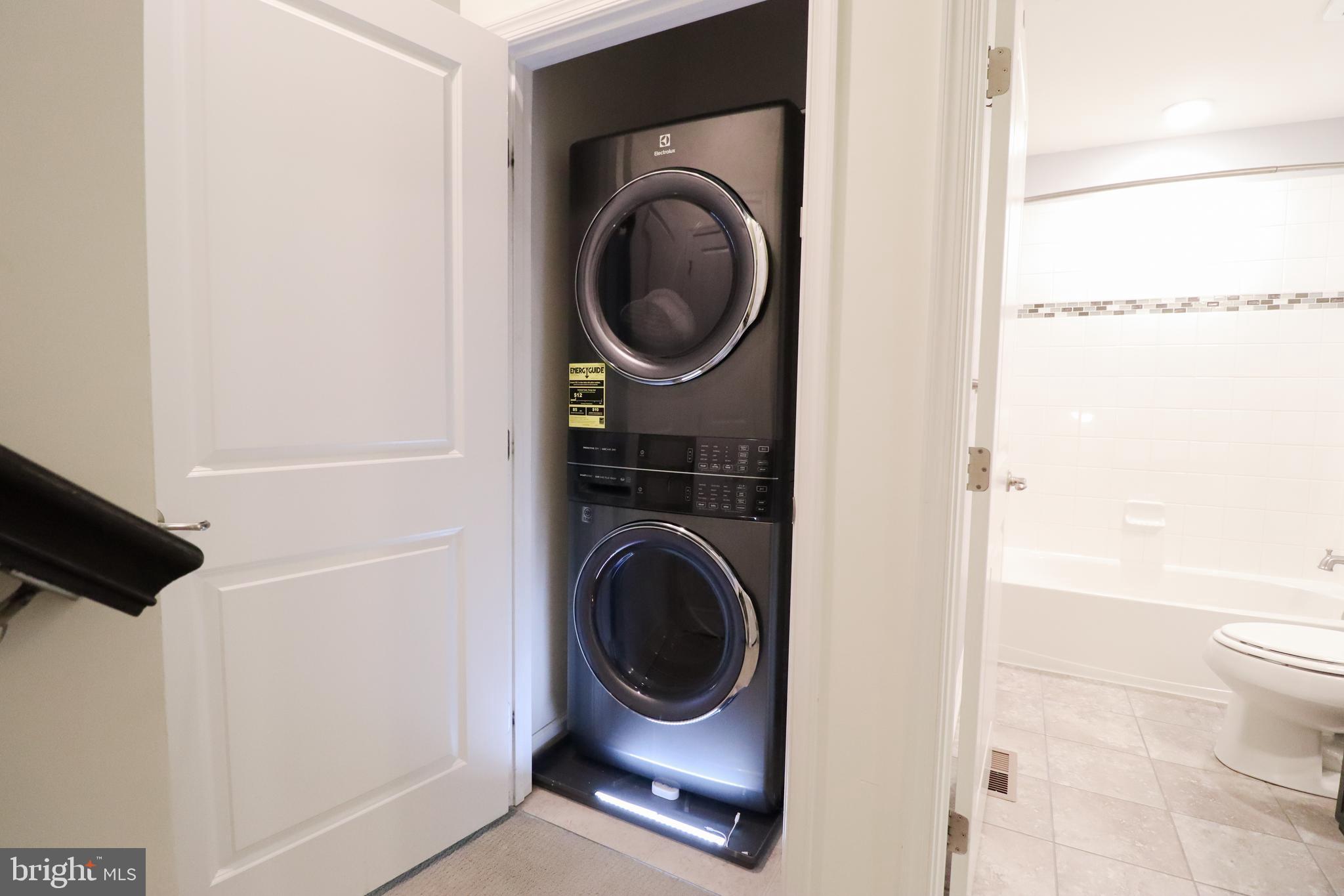 SHELTERED HARBOR - Residential