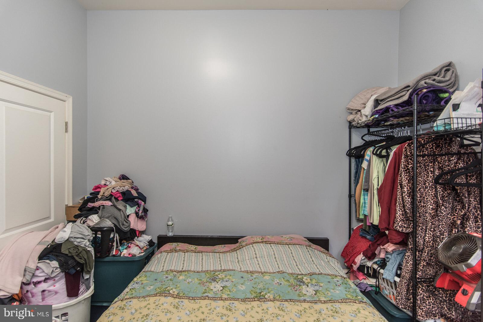 BRIDESBURG - Residential