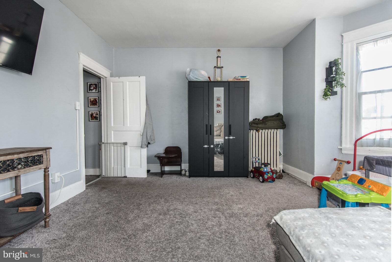 BRIDESBURG - Residential