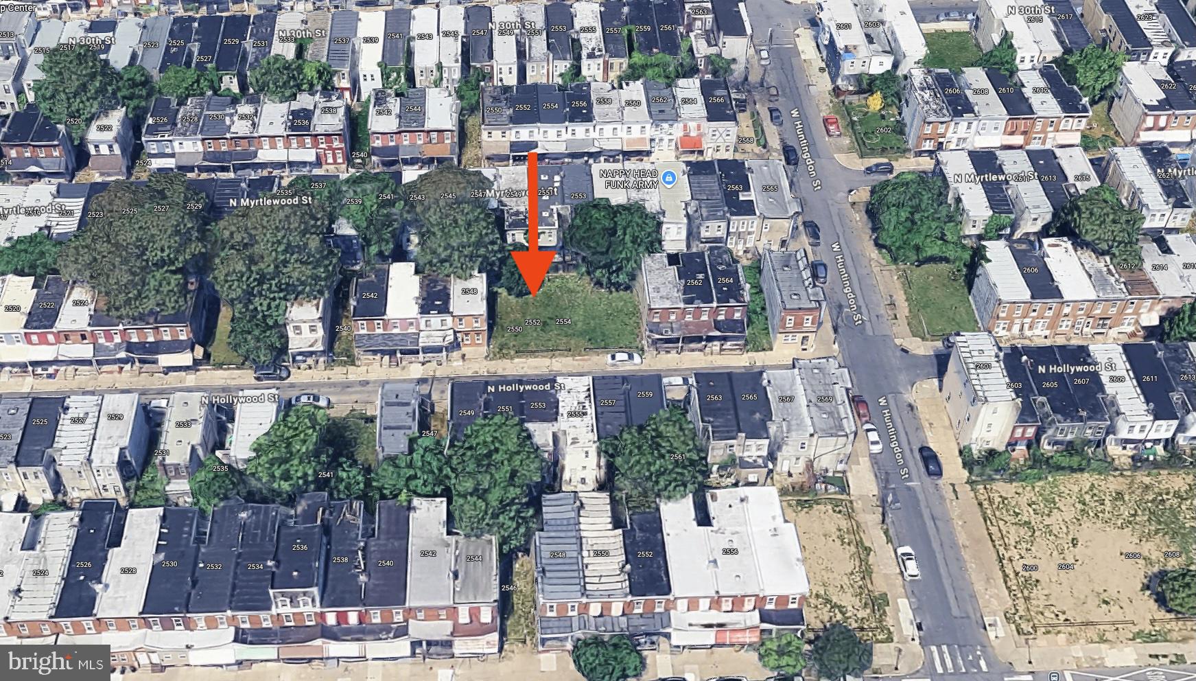 STRAWBERRY MANSION - Land