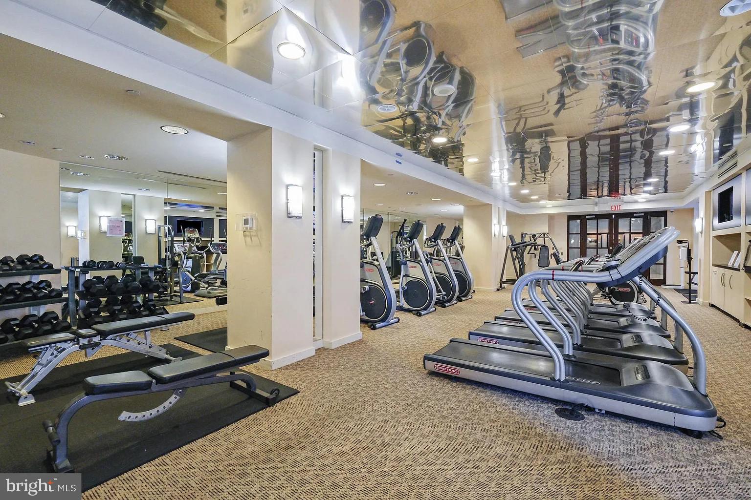 GALLERY AT WHITE FLINT - Residential Lease