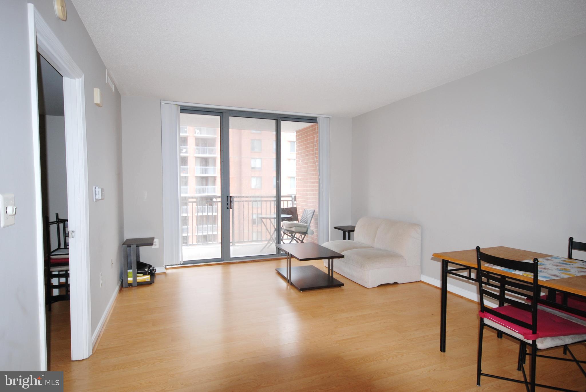 GALLERY AT WHITE FLINT - Residential Lease