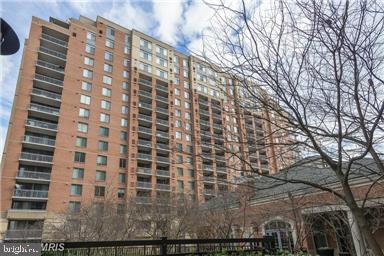 GALLERY AT WHITE FLINT - Residential Lease