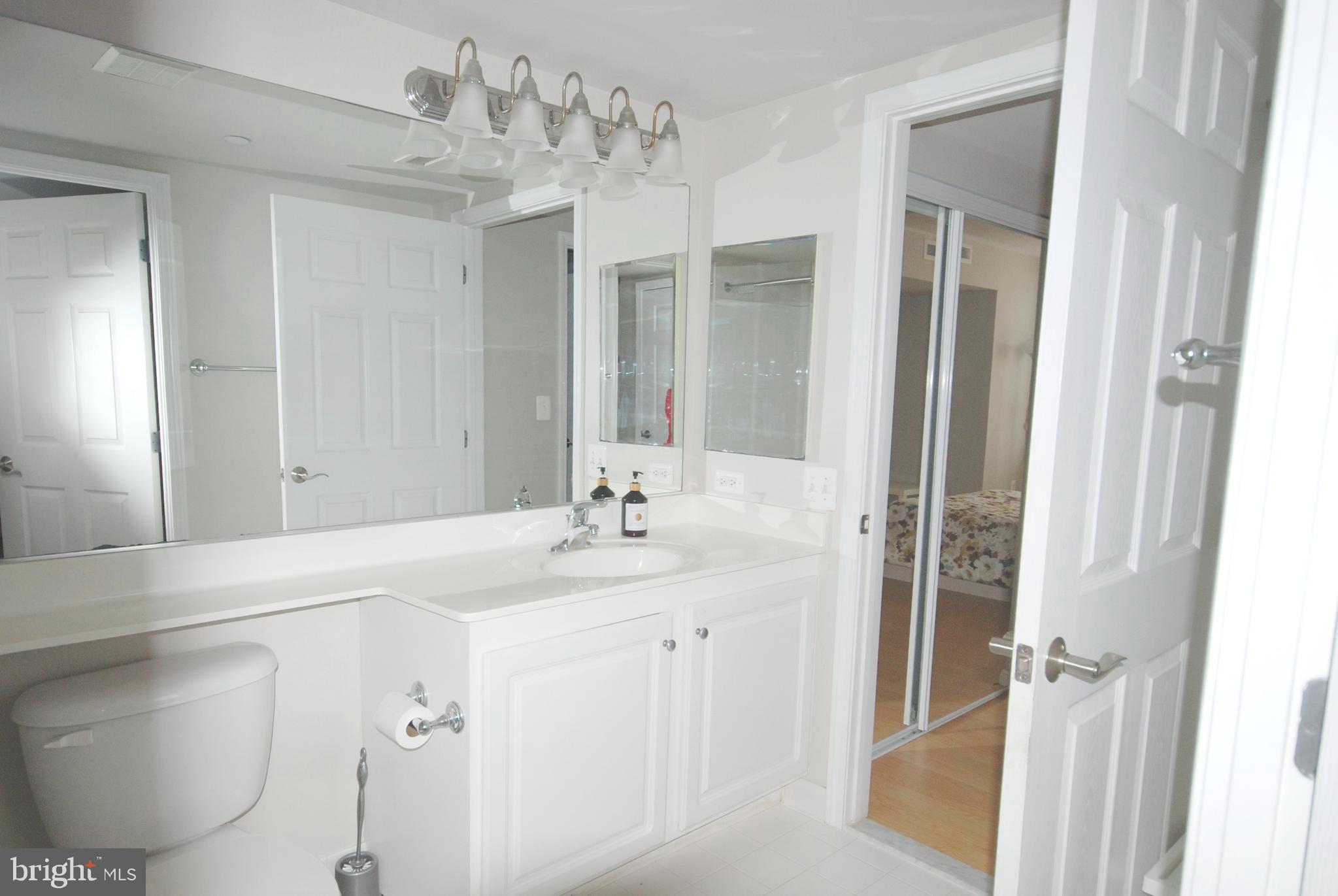 GALLERY AT WHITE FLINT - Residential Lease