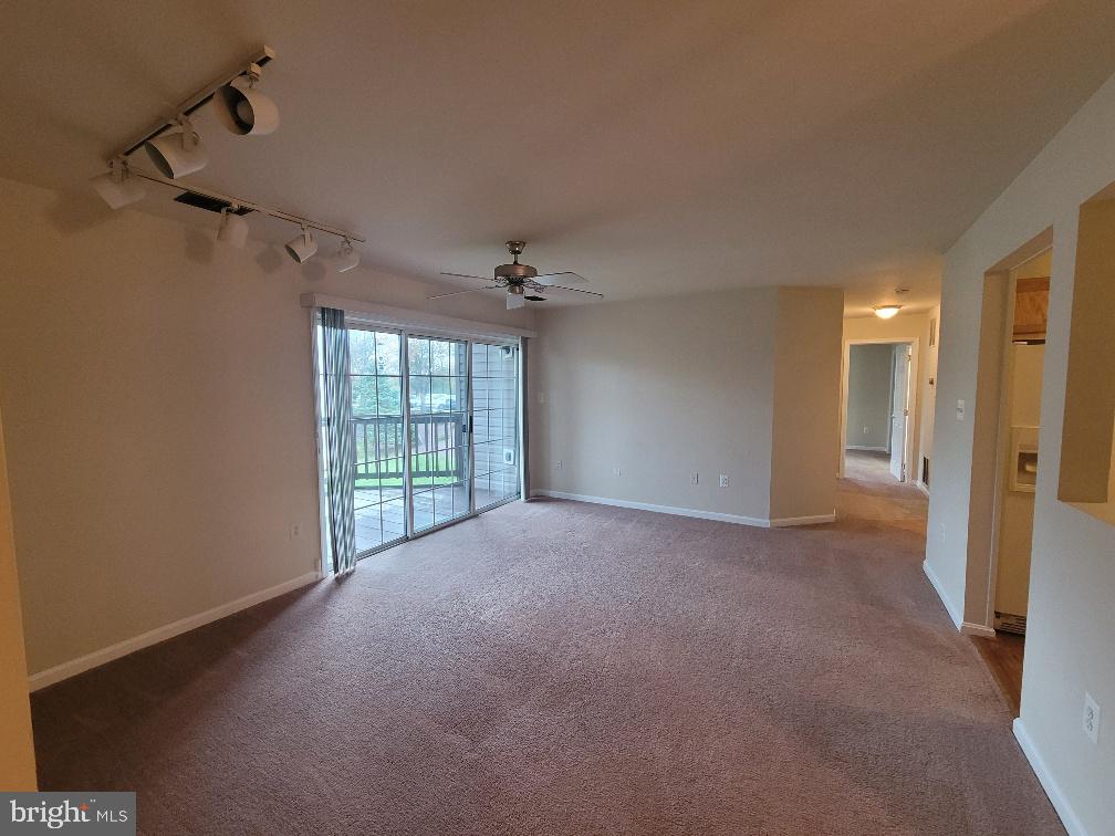 112 TIMBERLAKE TERRACE #8 #8