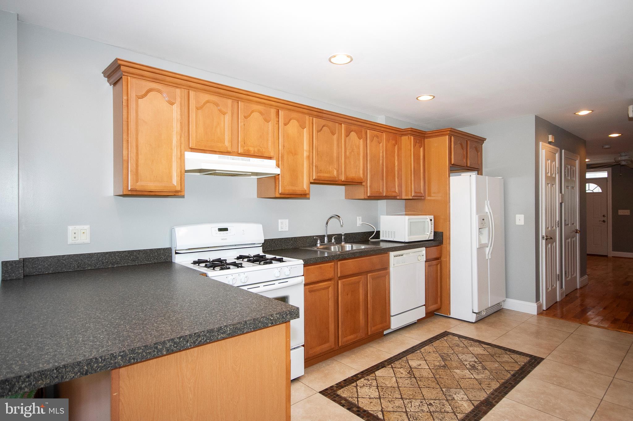 FEDERAL HILL HISTORIC DISTRICT - Residential Lease