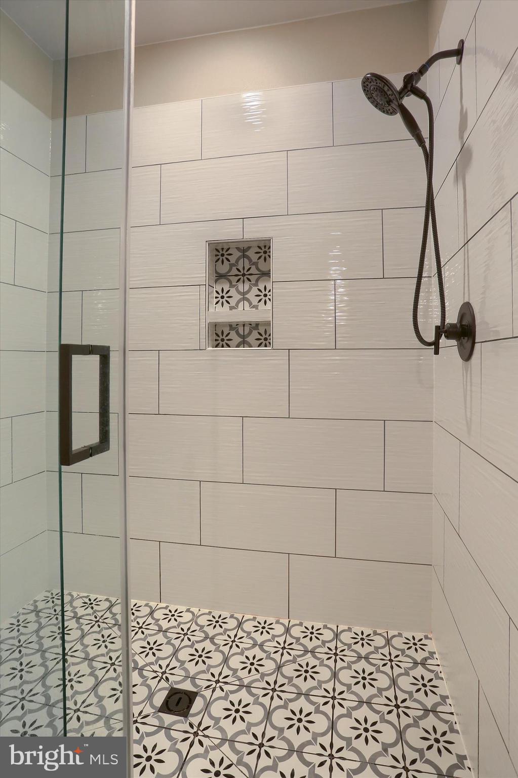 LINDENWOOD - Residential