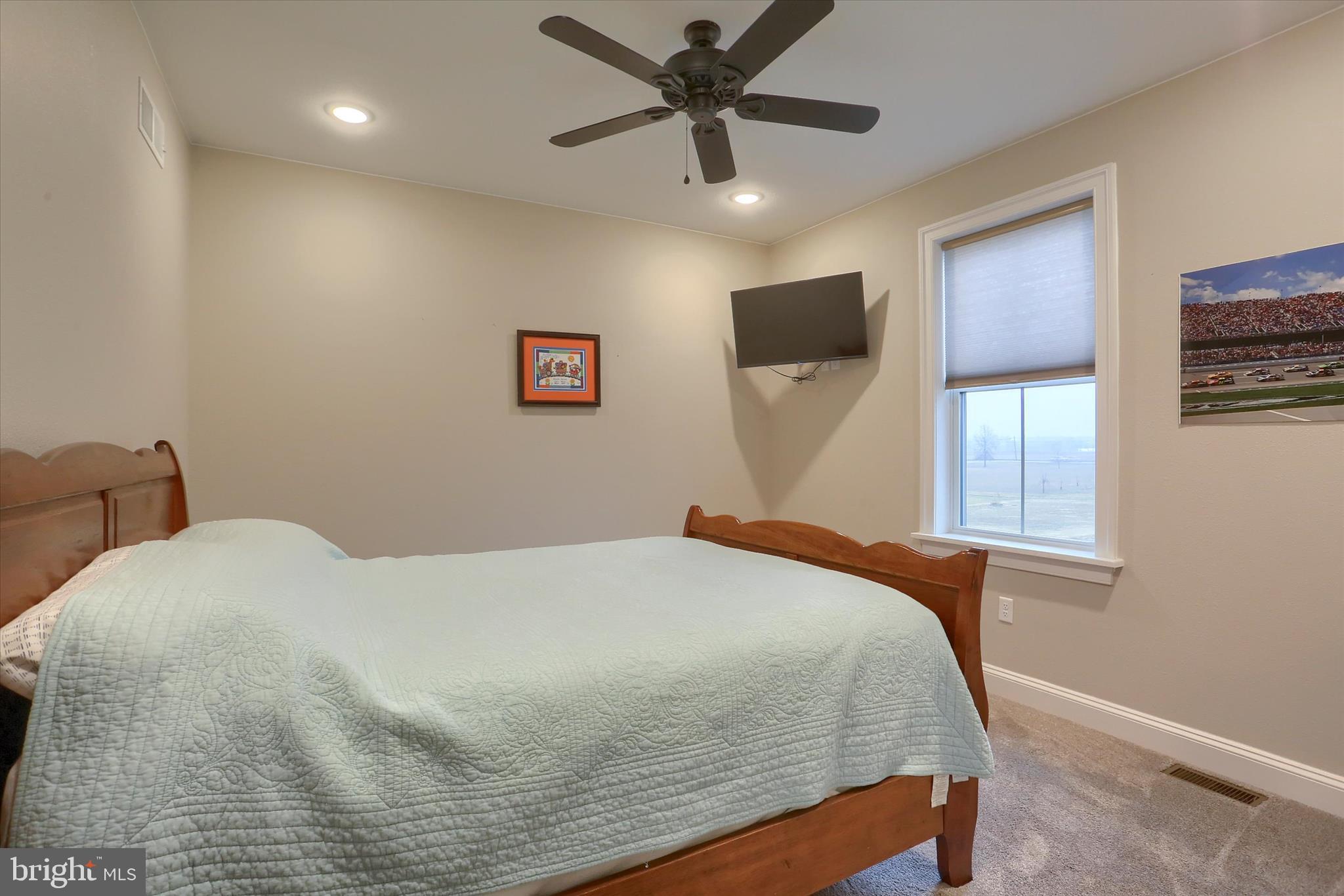 LINDENWOOD - Residential