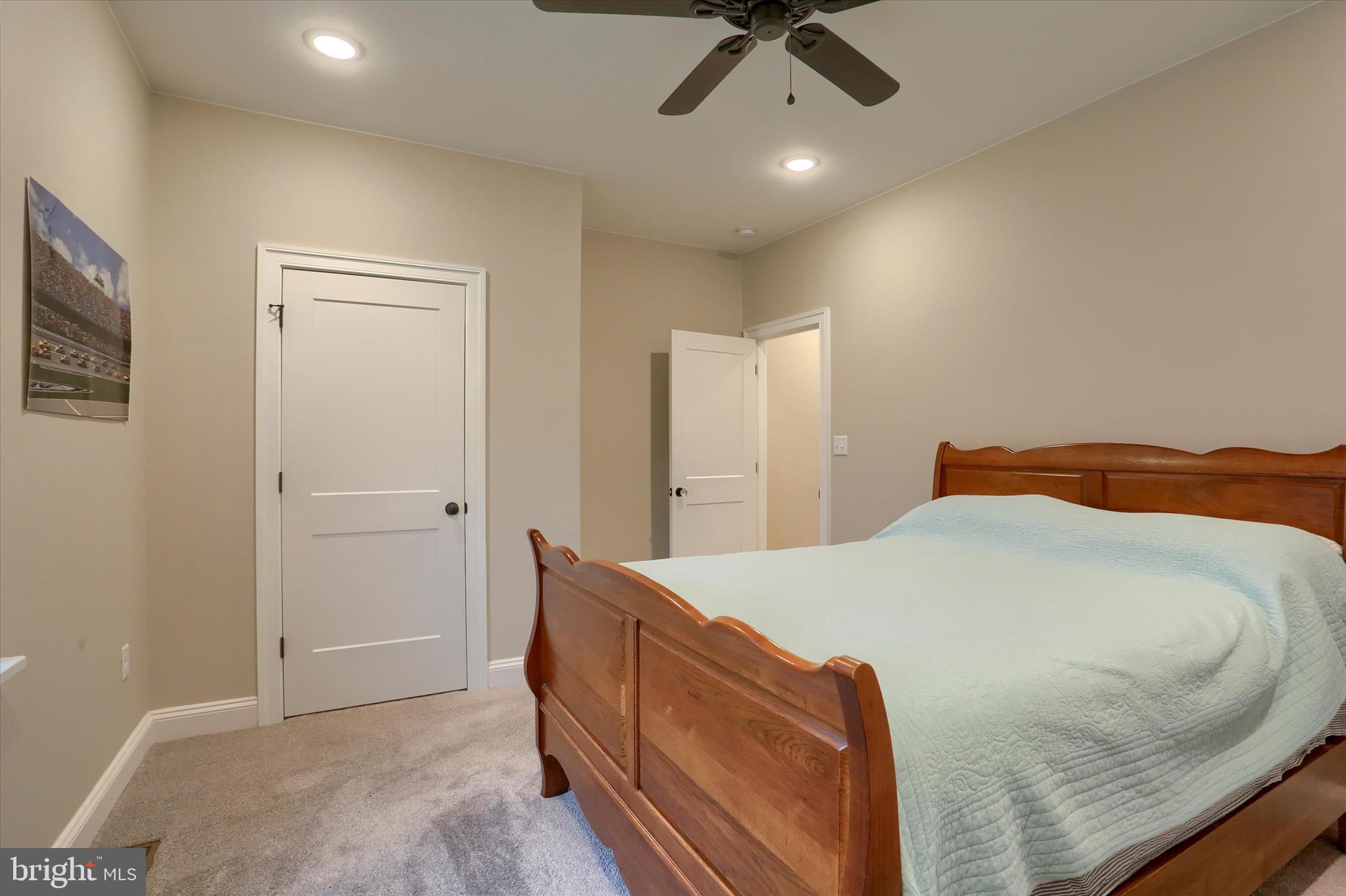 LINDENWOOD - Residential