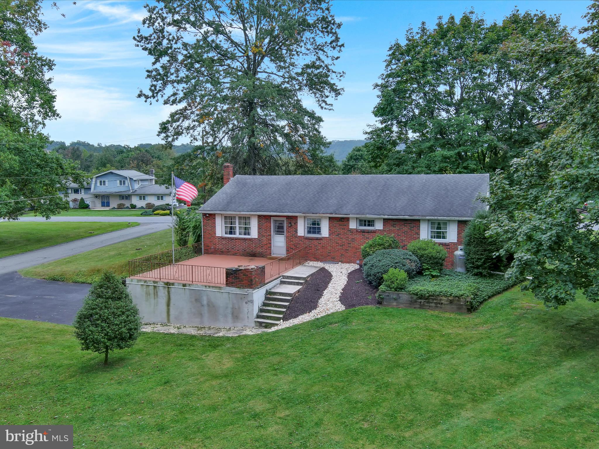 THE RIDGE - Residential