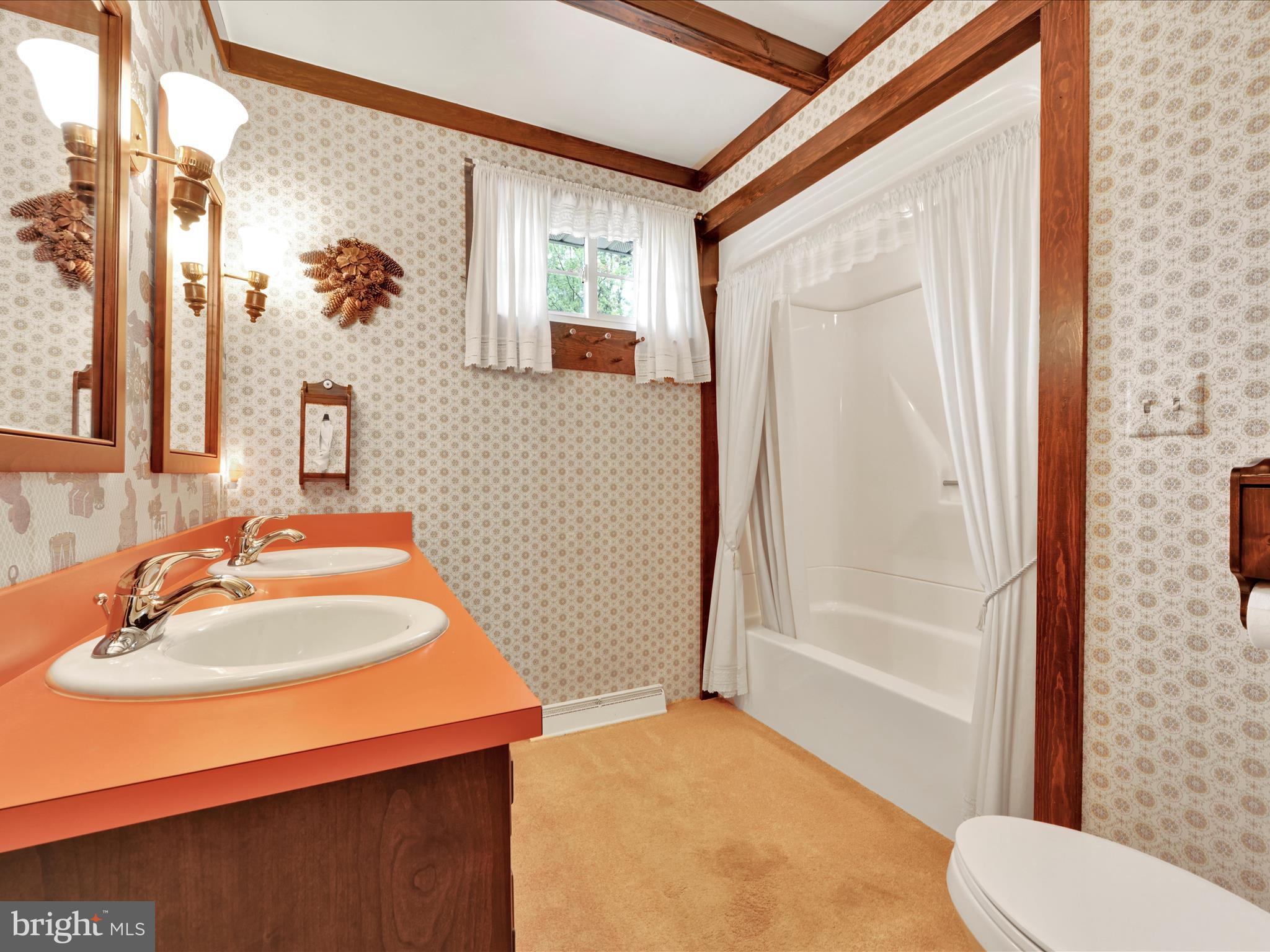 THE RIDGE - Residential