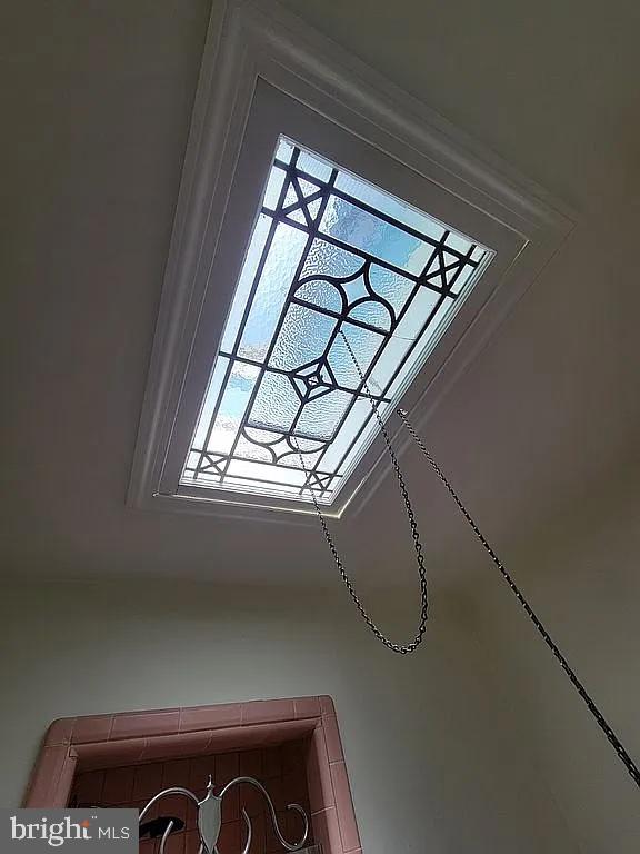 WEST OAK LANE - Residential