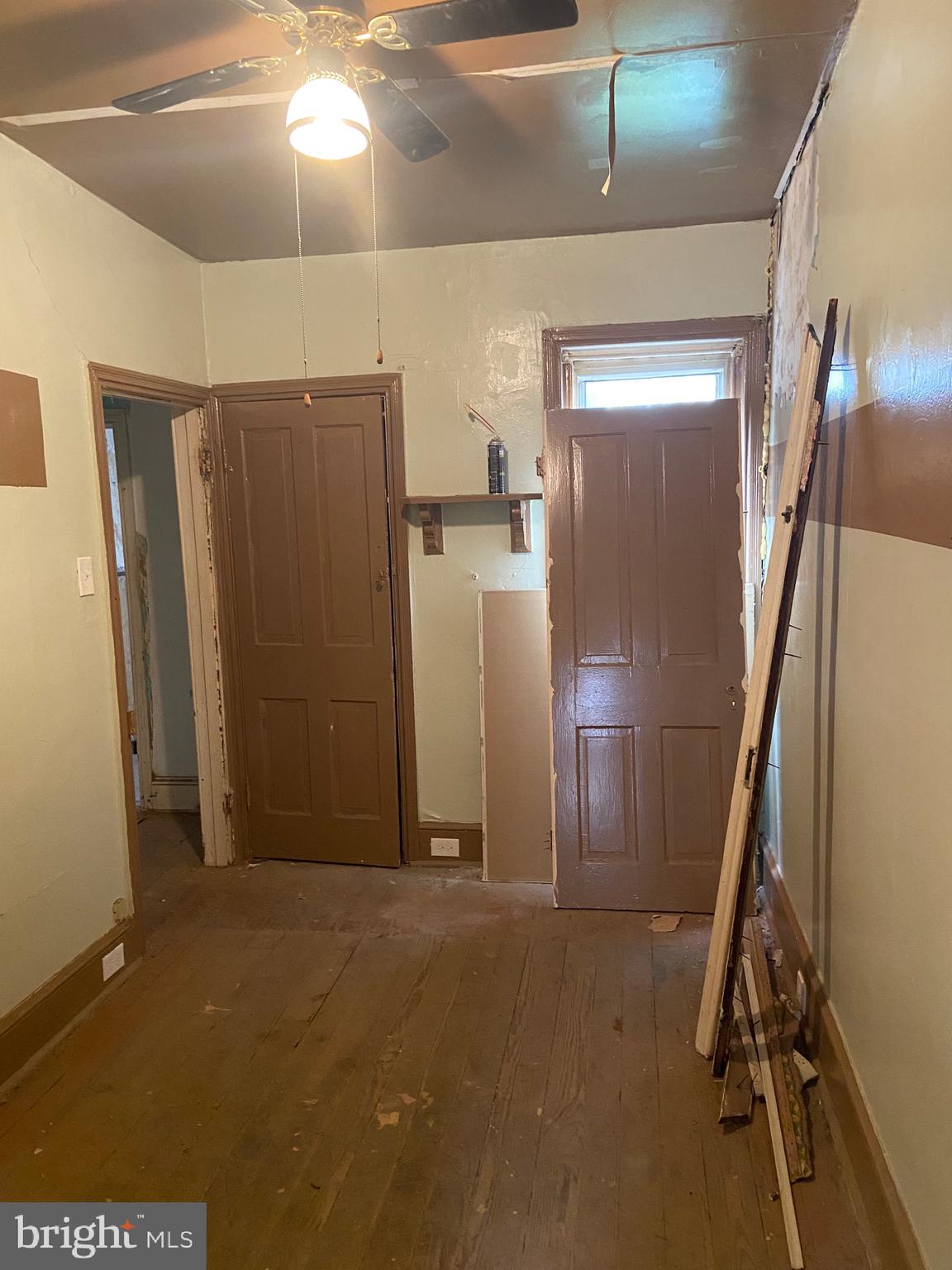 POINT BREEZE - Residential