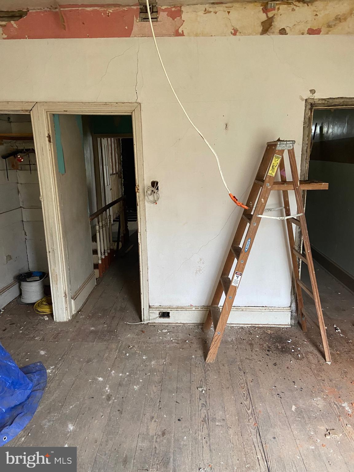 POINT BREEZE - Residential