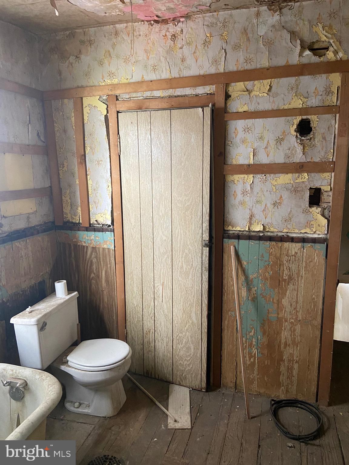 POINT BREEZE - Residential