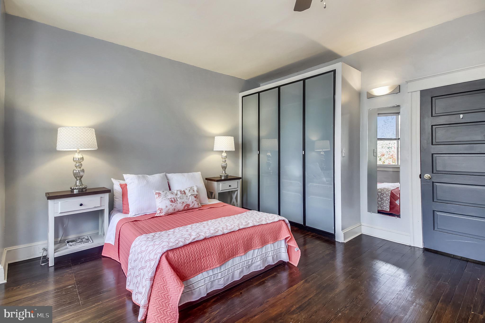 MEDFIELD - Residential