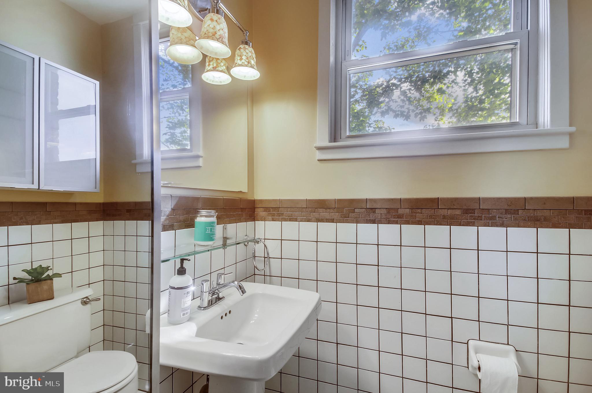 MEDFIELD - Residential