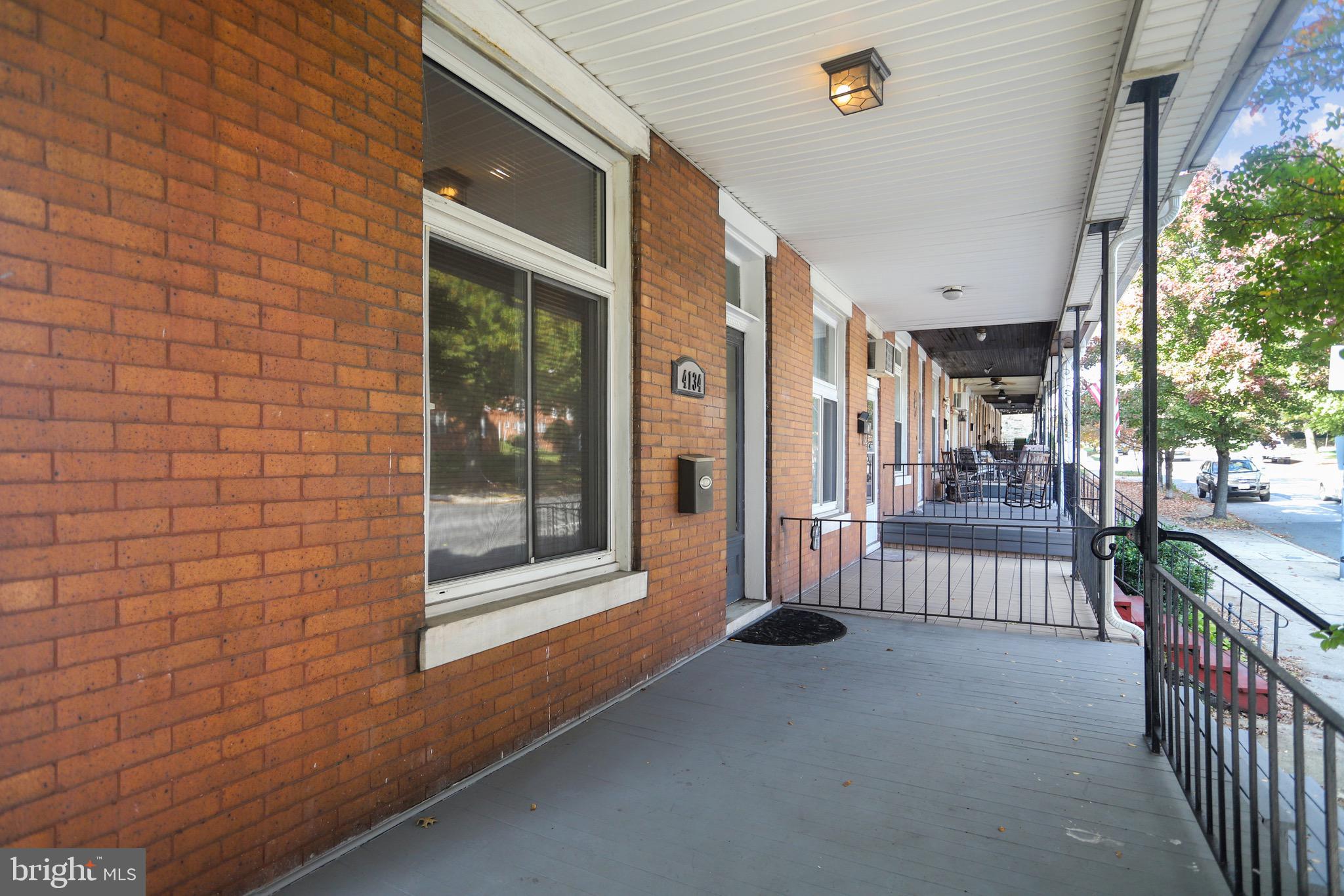 MEDFIELD - Residential