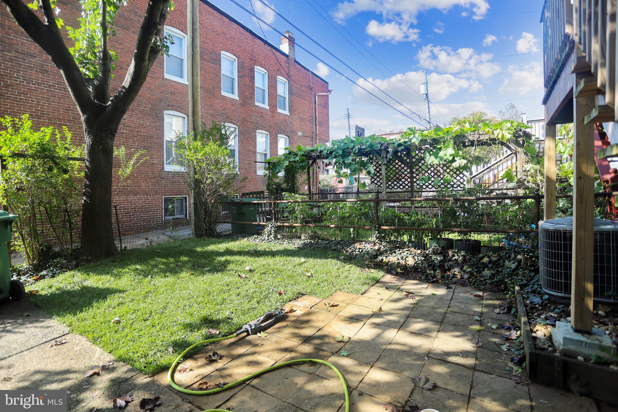 MEDFIELD - Residential