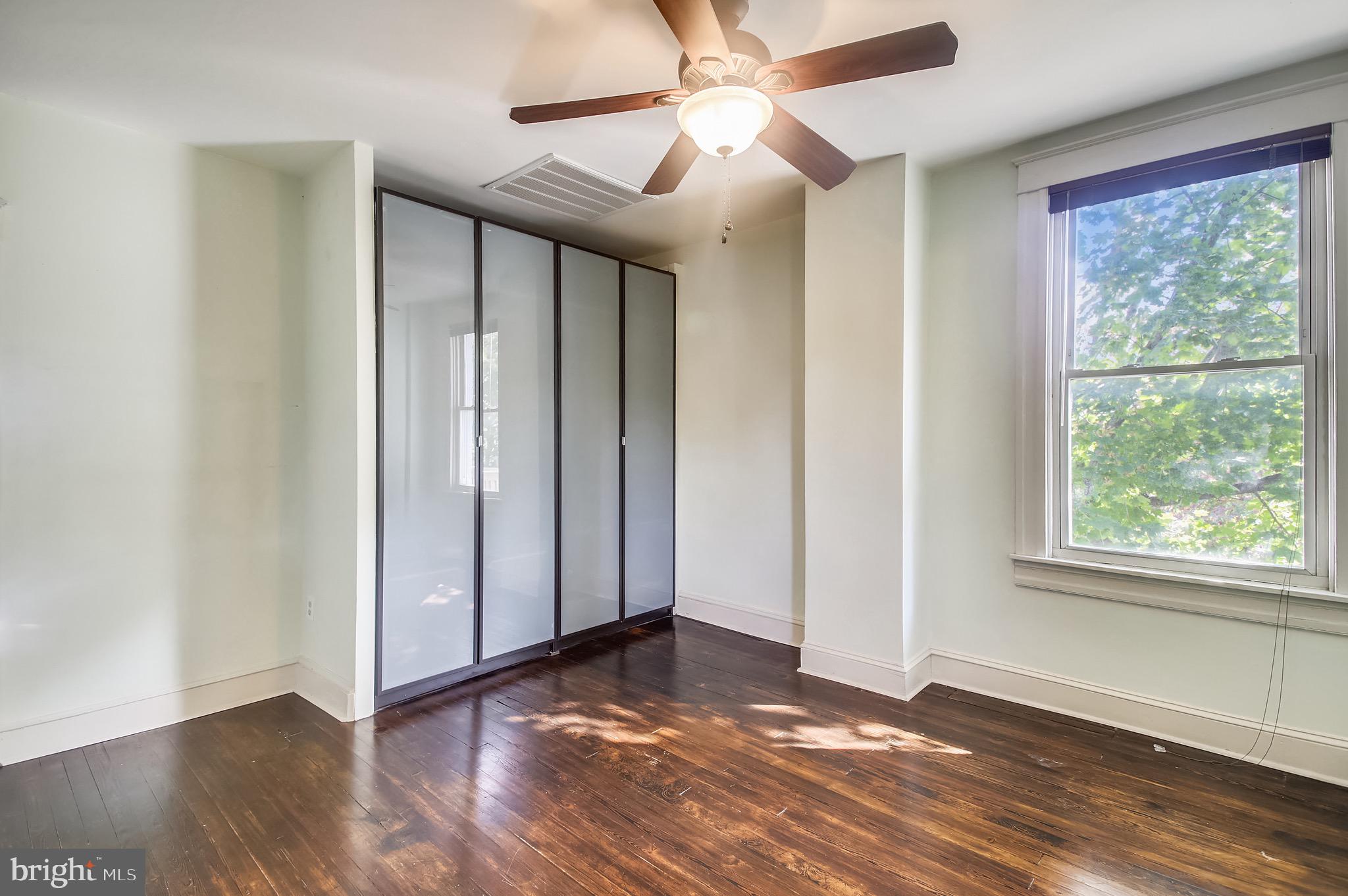 MEDFIELD - Residential