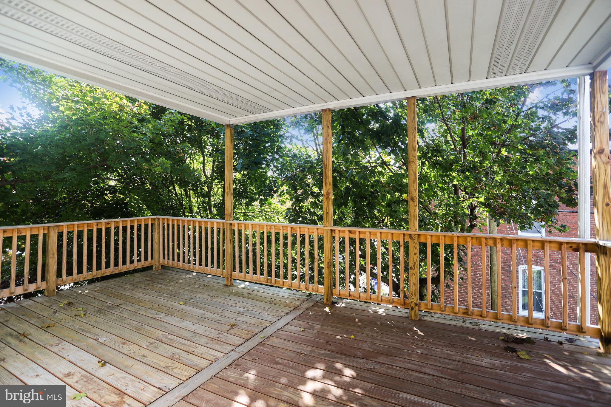 MEDFIELD - Residential