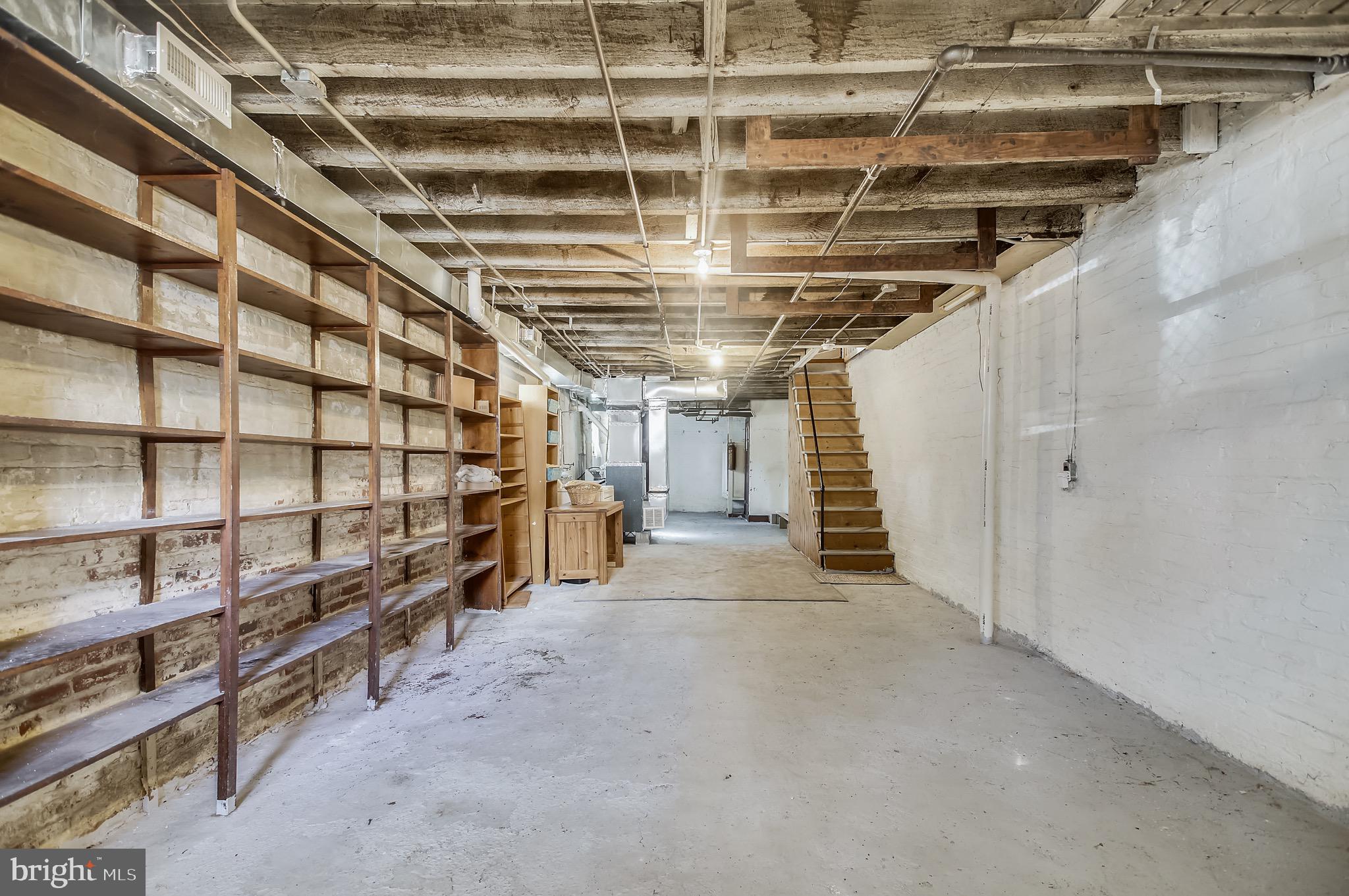 MEDFIELD - Residential