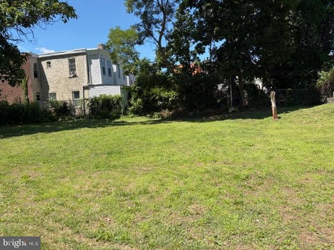 Vacant Land For Sale - 817-827 W Cumberland Street<br/> PHILADELPHIA, PA 19133