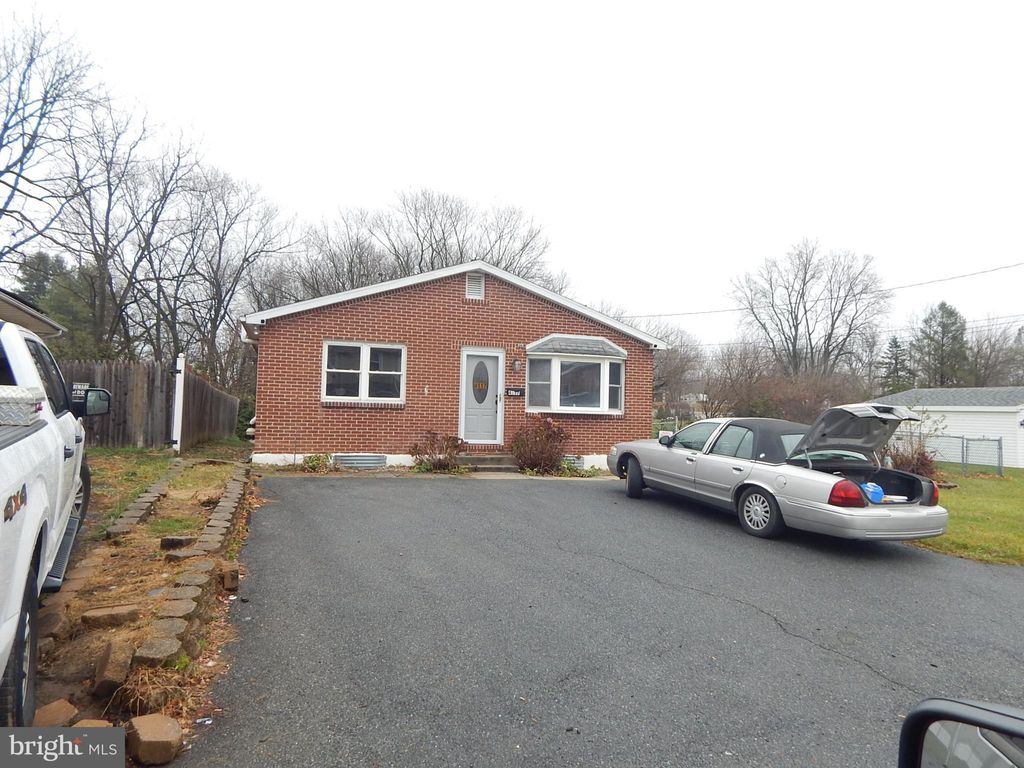 Photo of 4117 Grape Street, COPLAY, PA 18037 (MLS # PALH2014030)