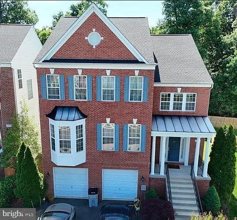 Photo of 13295 Scotch Run Court, CENTREVILLE, VA 20120 (MLS # VAFX2329472)