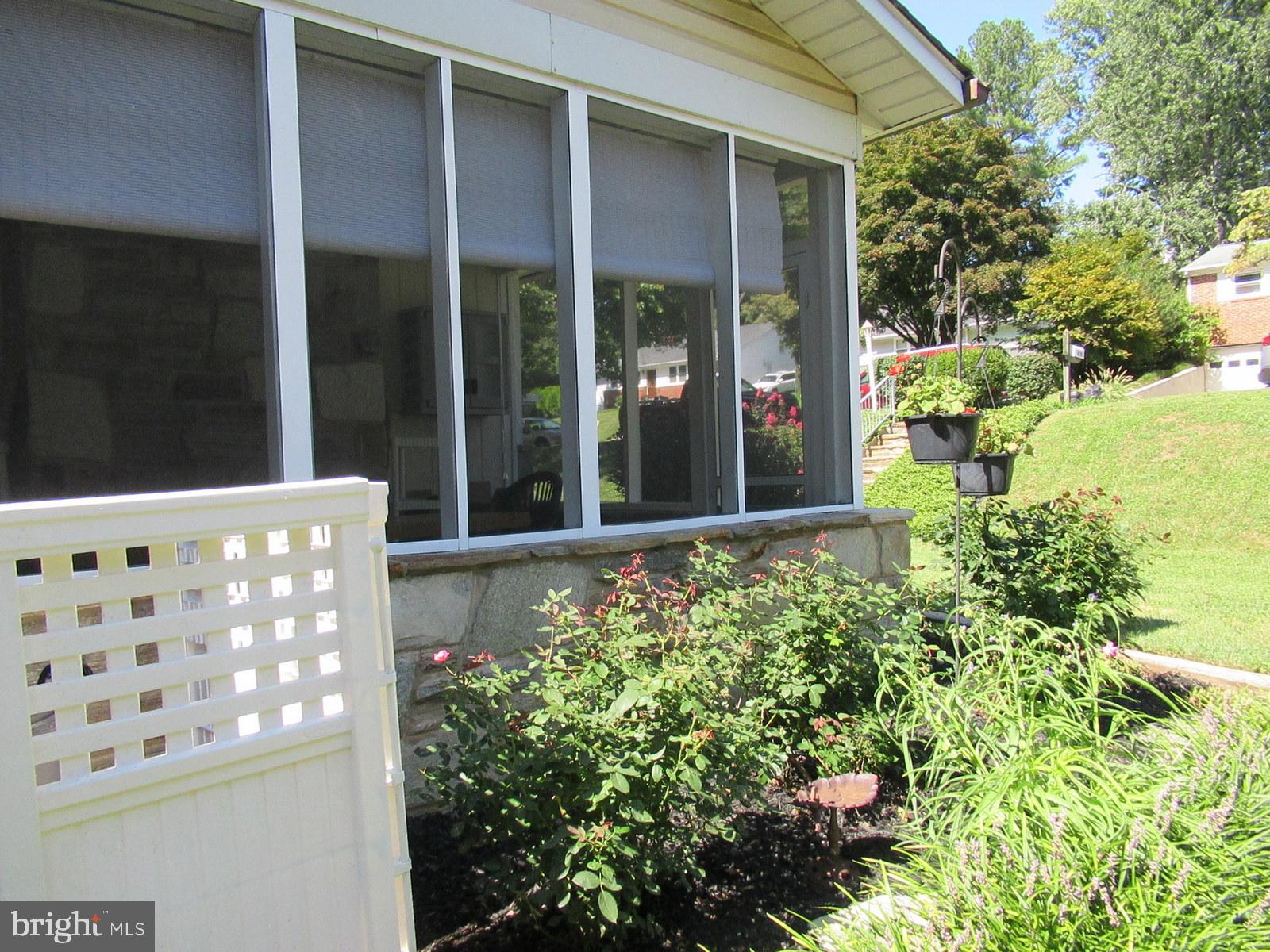 GLENDALE - Residential