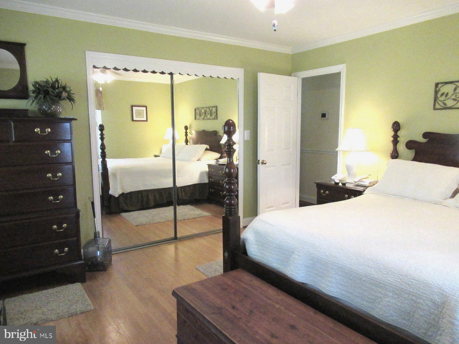 GLENDALE - Residential