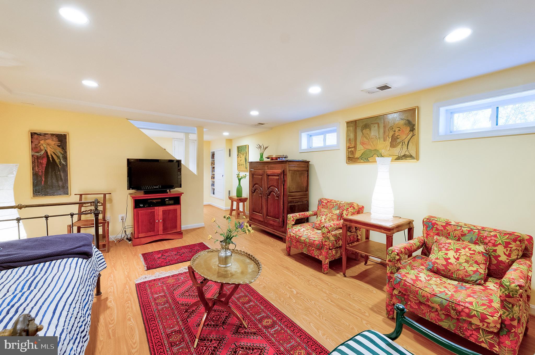 DAWSON TERRACE - Residential